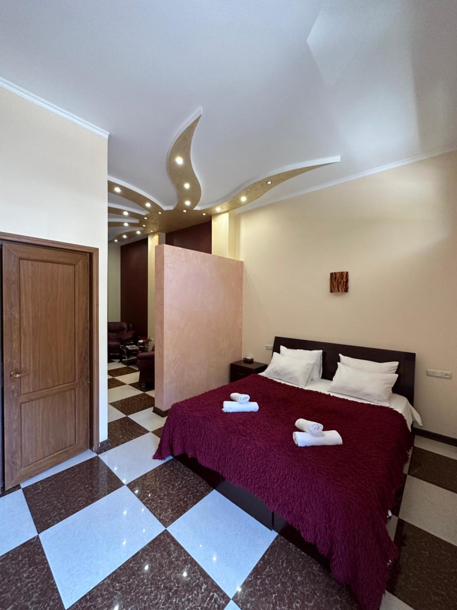 Royal Plus Hotel Jerevan Exteriér fotografie