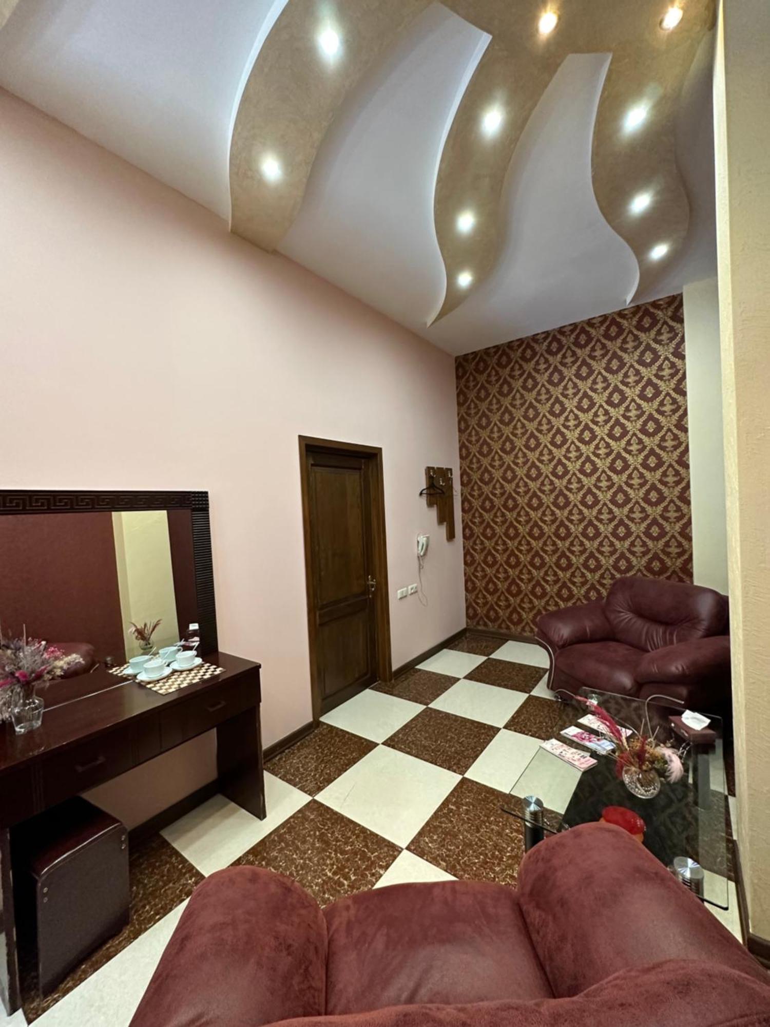 Royal Plus Hotel Jerevan Exteriér fotografie